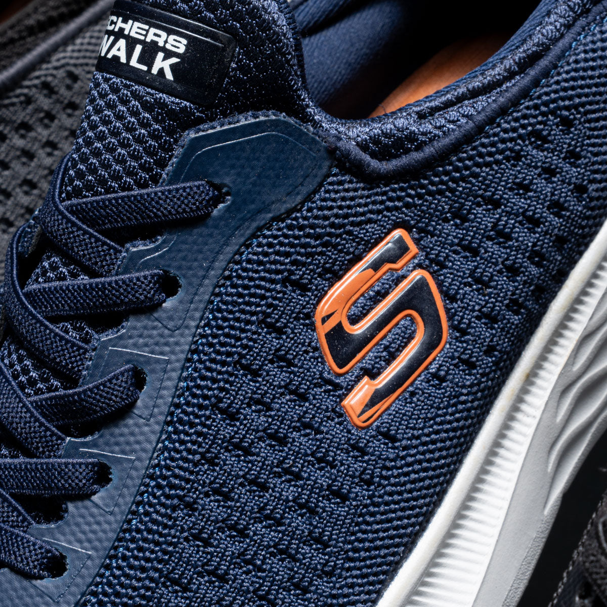 S12 Men Skechers