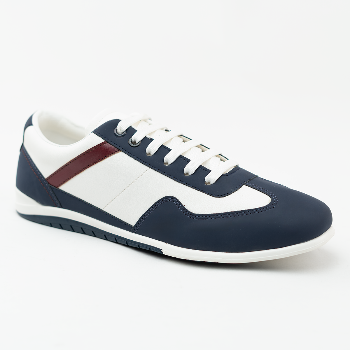M17 Sneaker