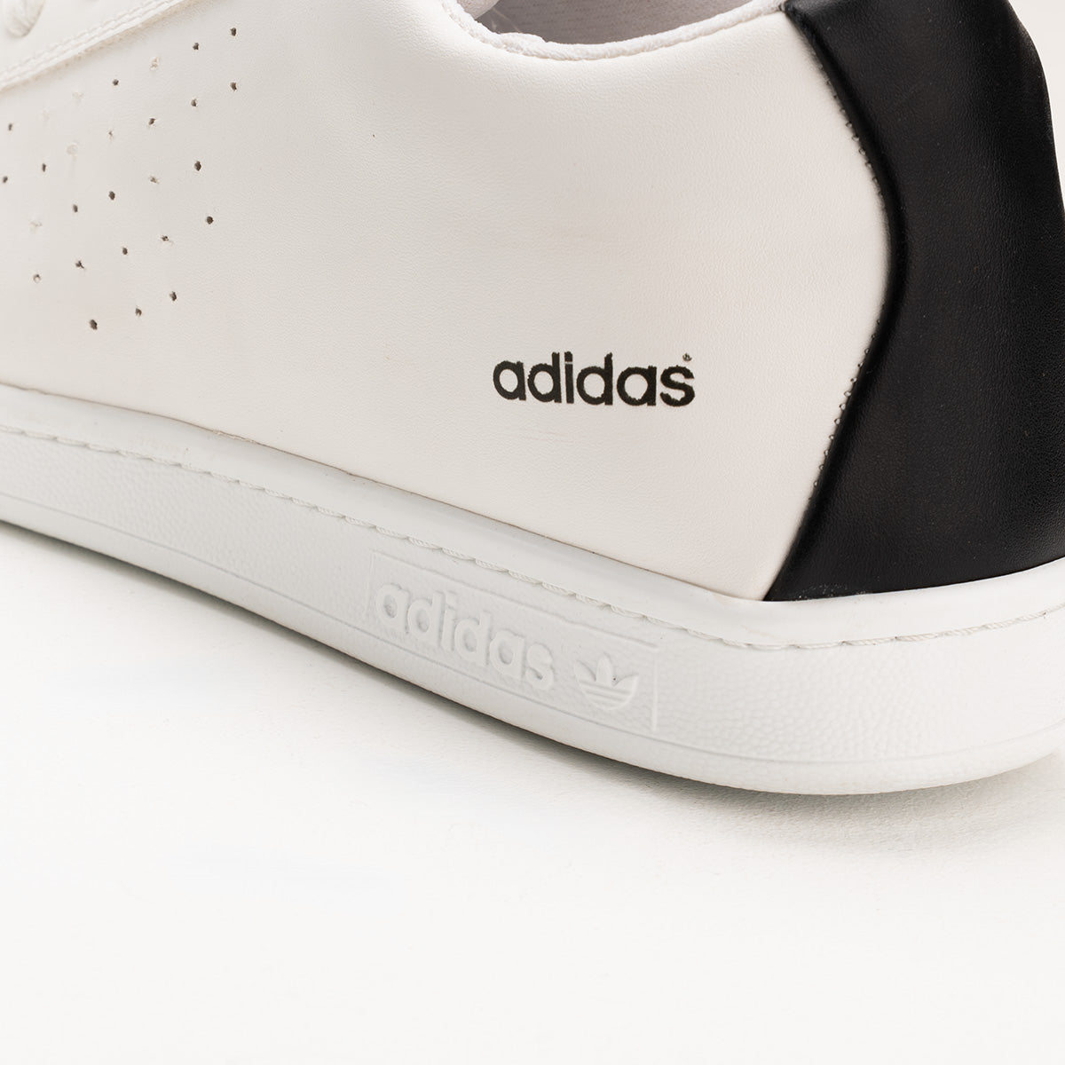 AD 3 Lines Sneaker FL20