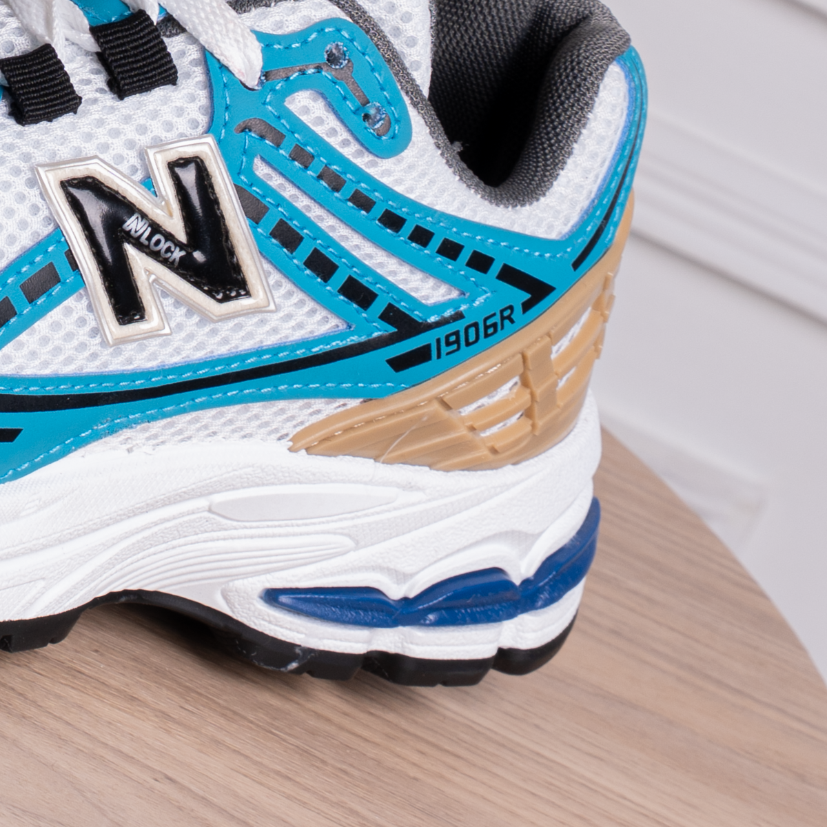 NB Women Shoes