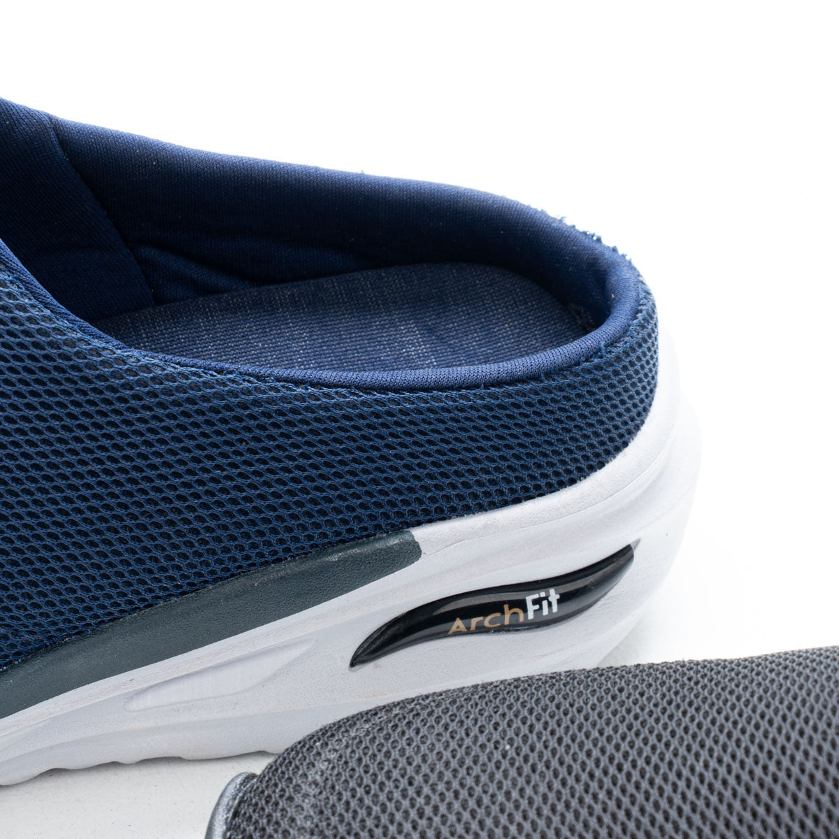 Men Skechers Sapo