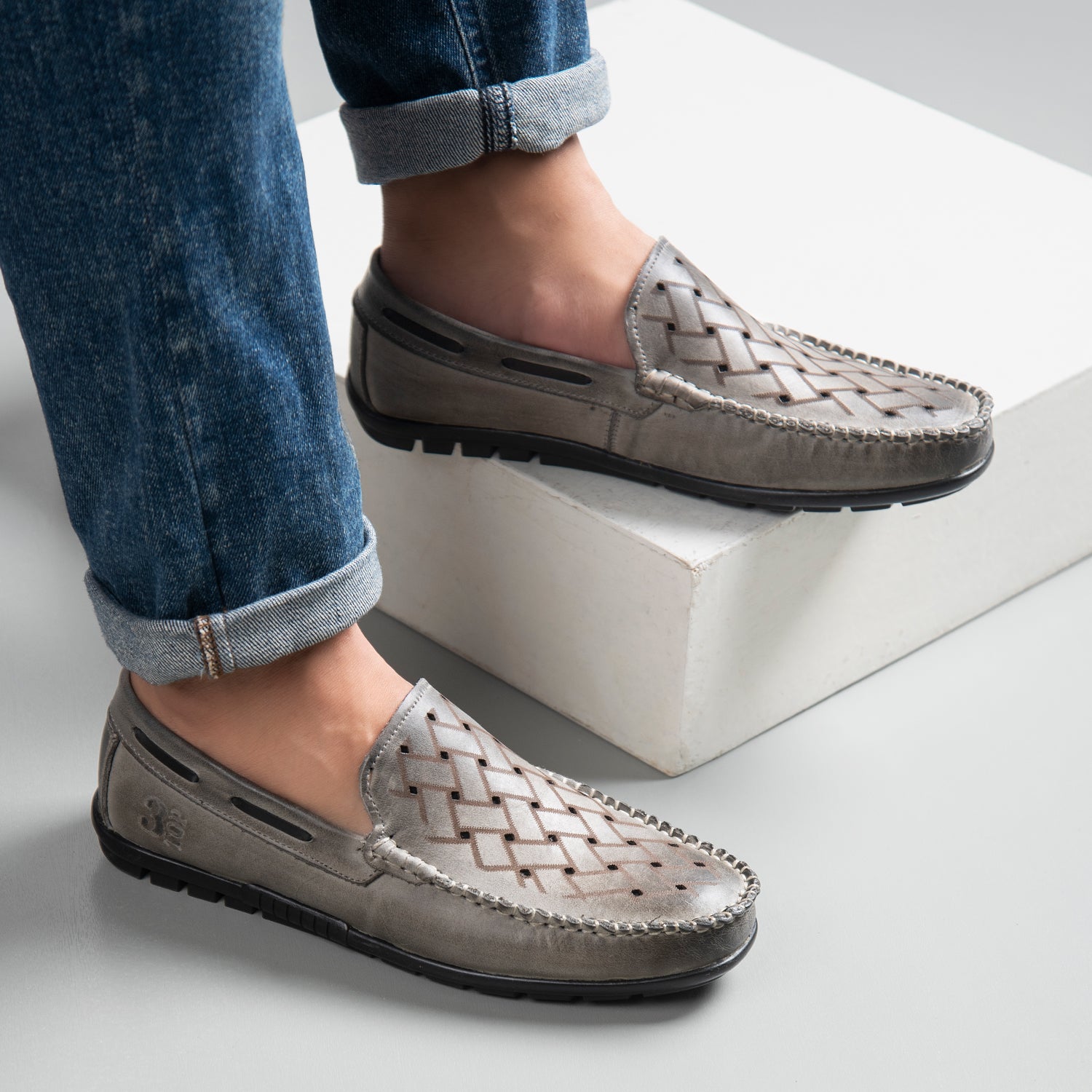 Loafer shoe M10