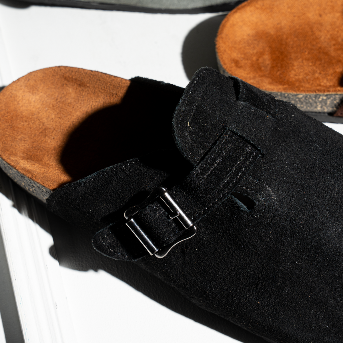 Premium Leather Sapo