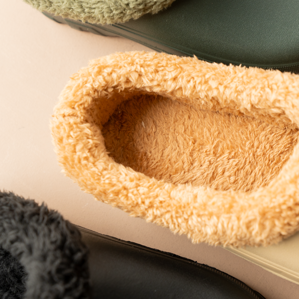 Soft Velvet Slipper (a30)