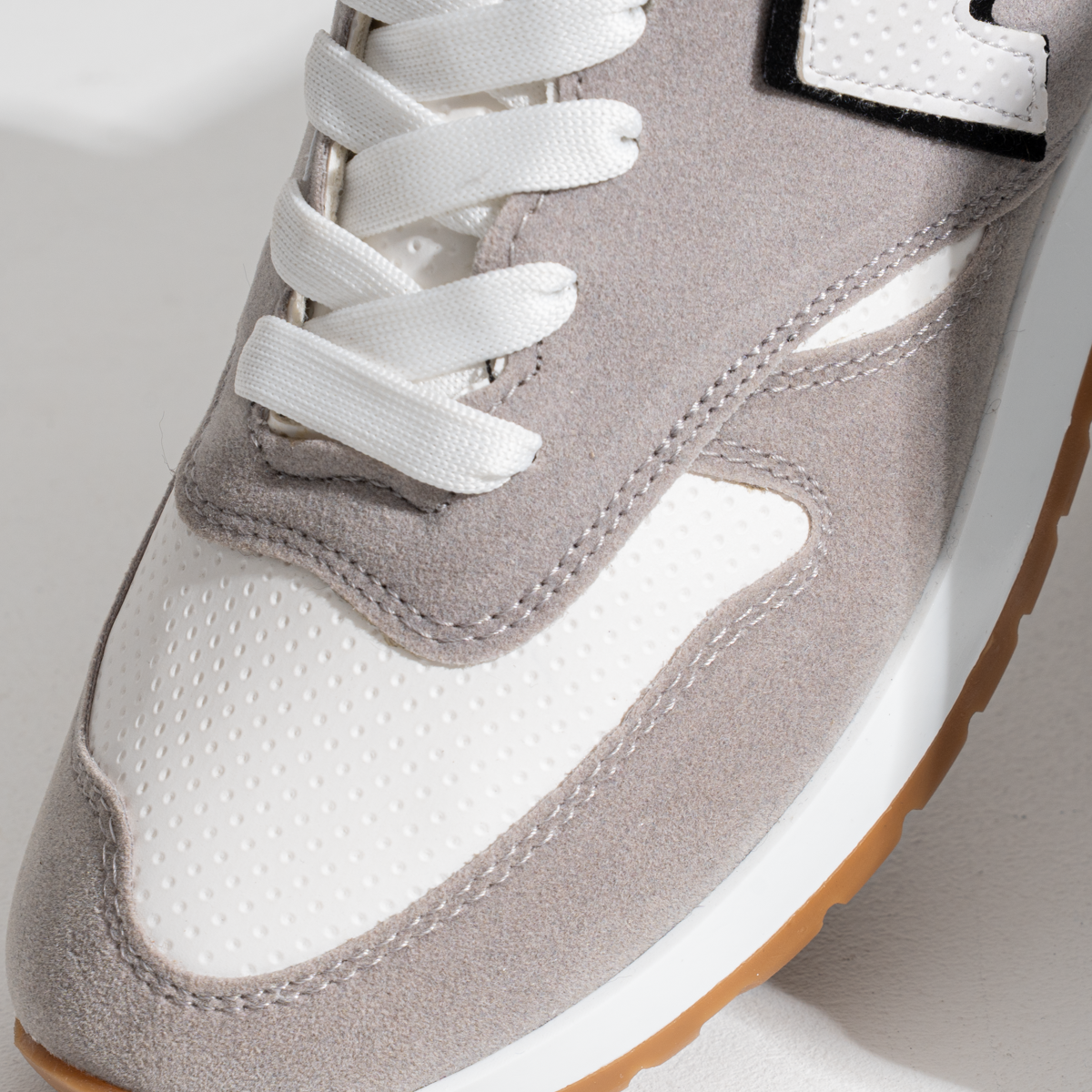 NB Style Sneaker For Men