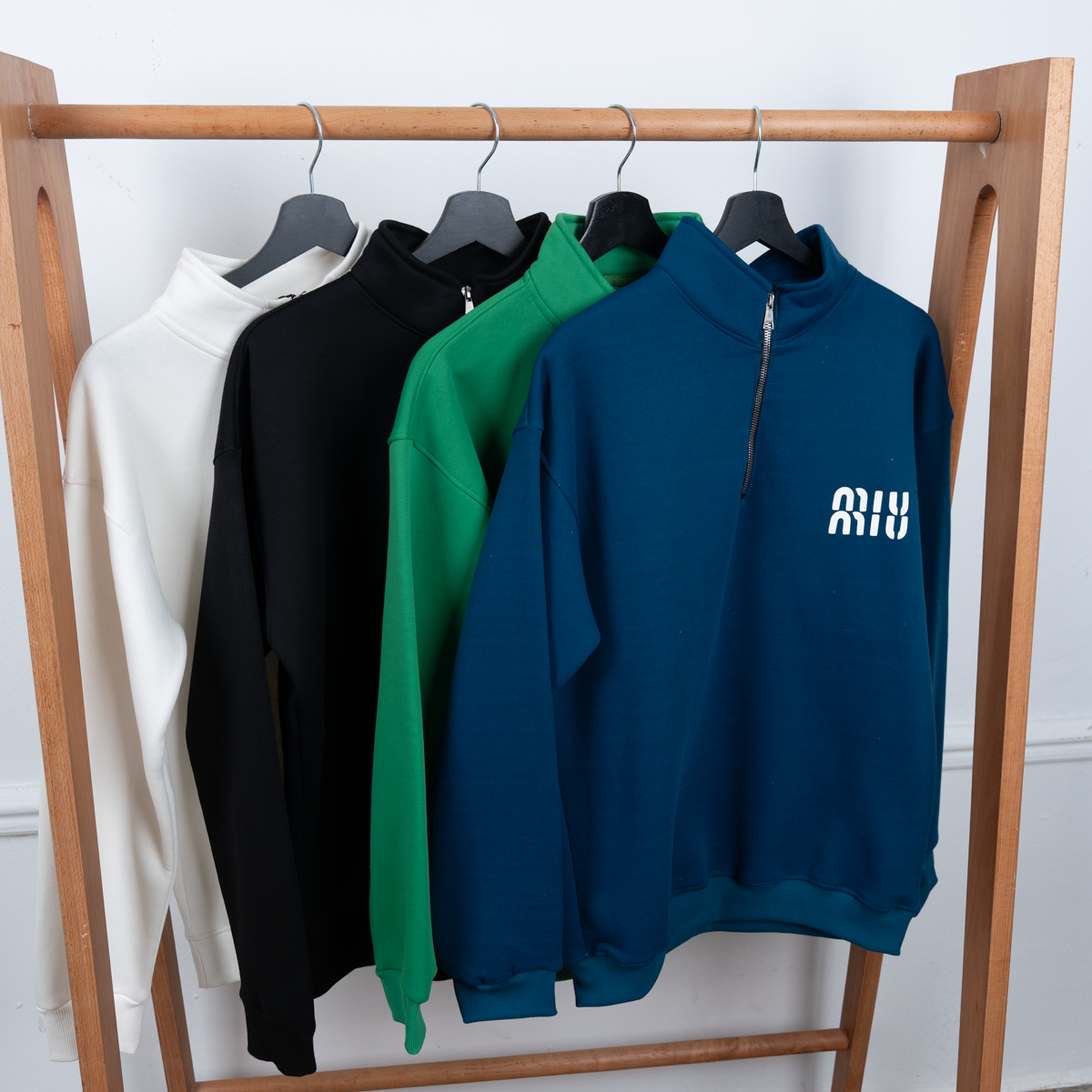 MIU Ra5 Quarter Zip – 100% Cotton