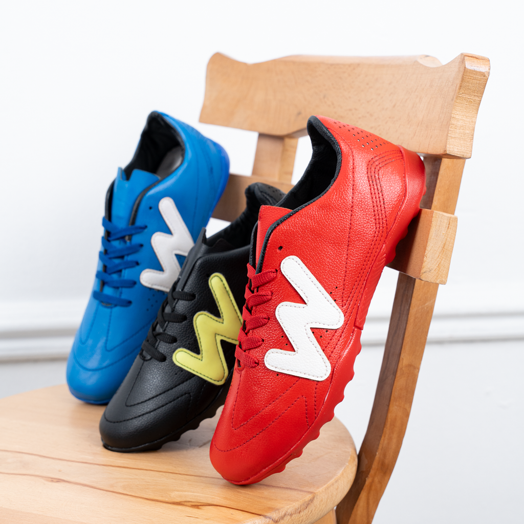 BL2 Pro Tartan Football Shoes