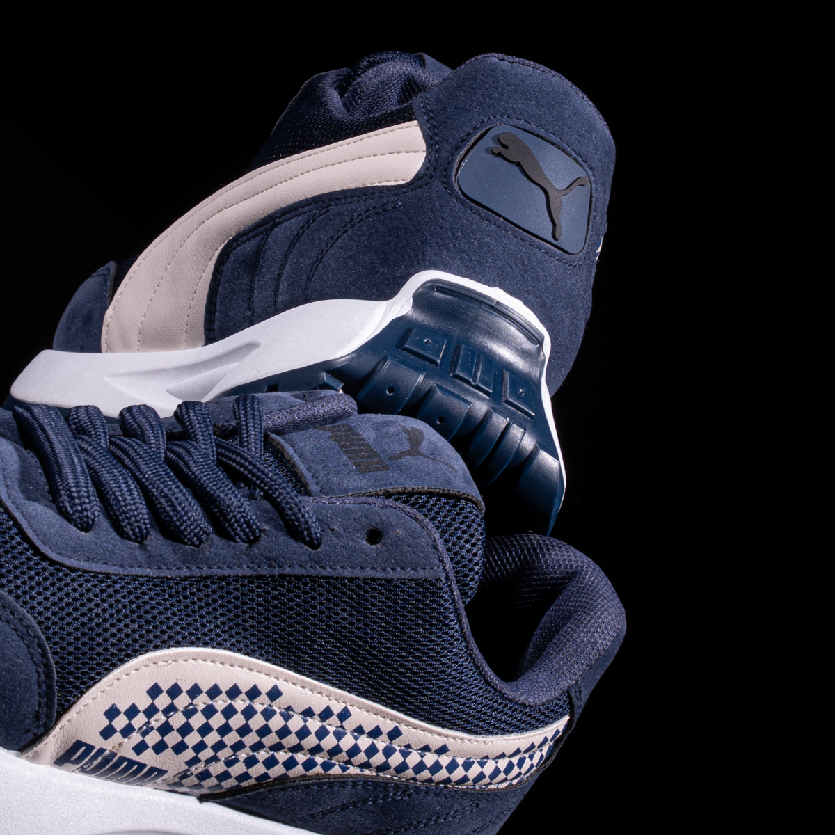 PM Women’s Sneakers – SV102