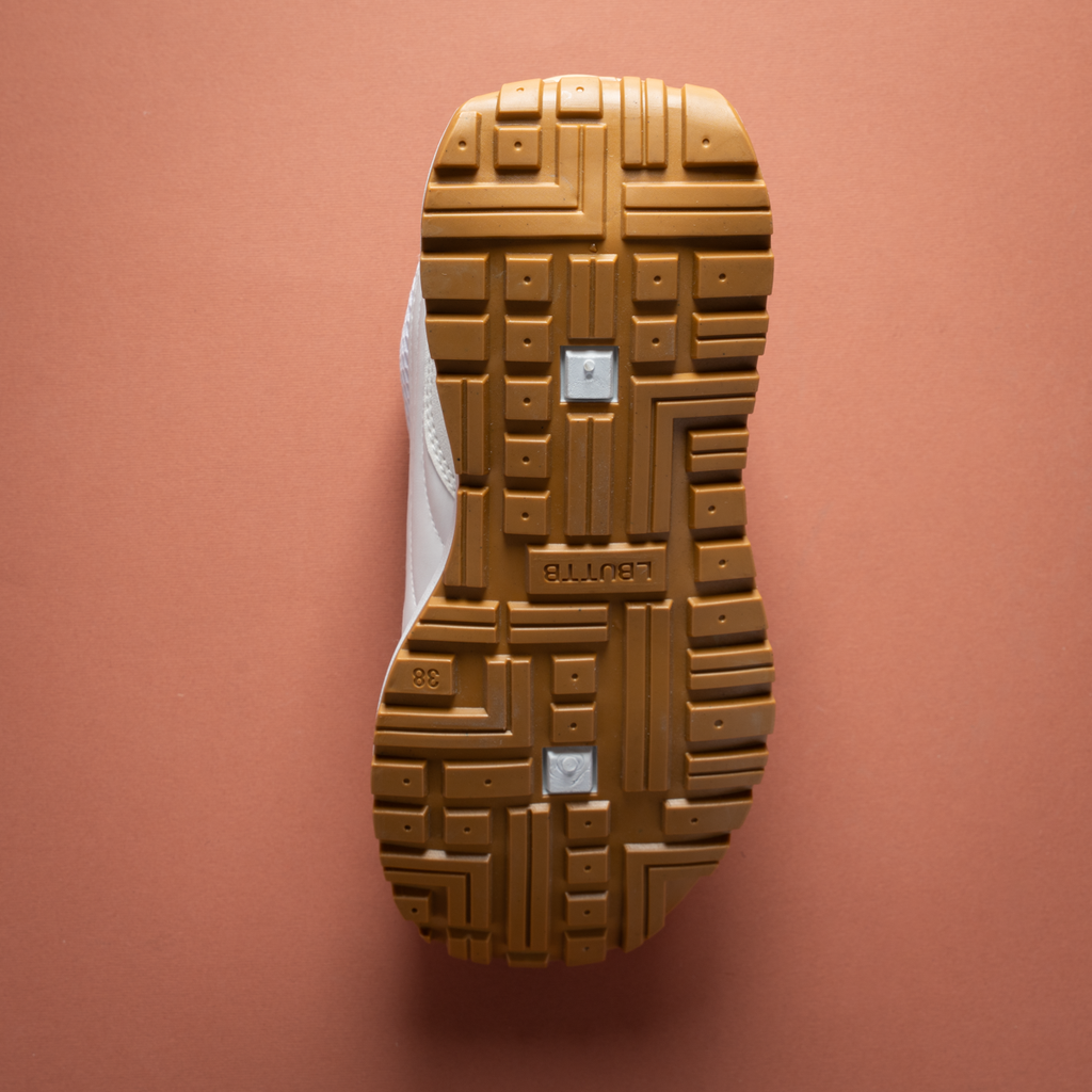 PM WB Women’s Sneakers – SV103