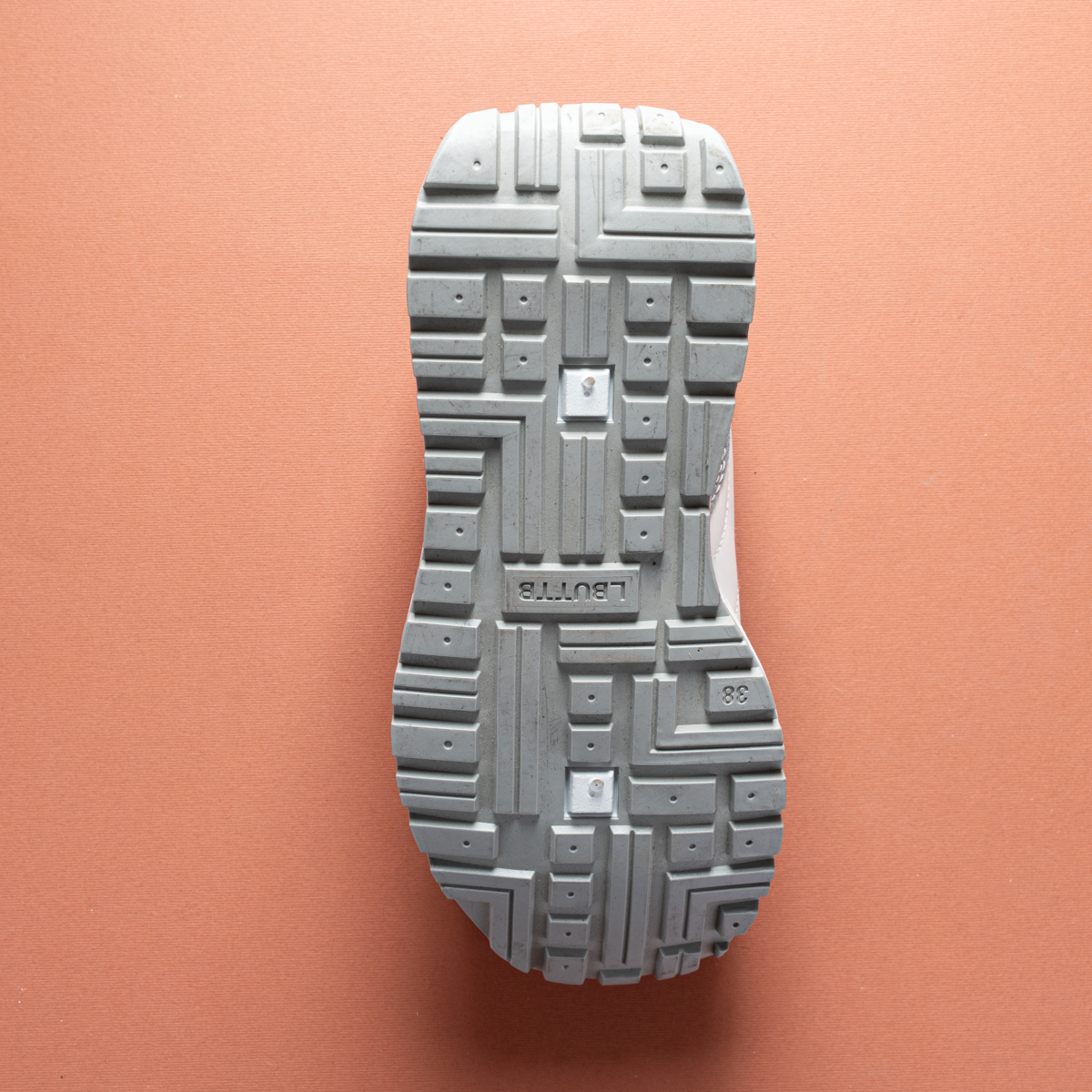 PM Women’s Sneakers – SV102