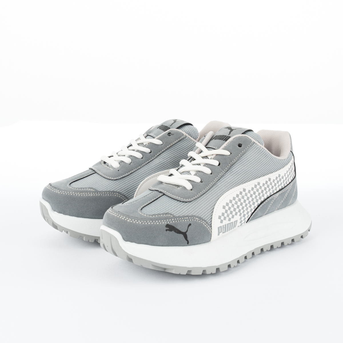 PM Women’s Sneakers – SV102