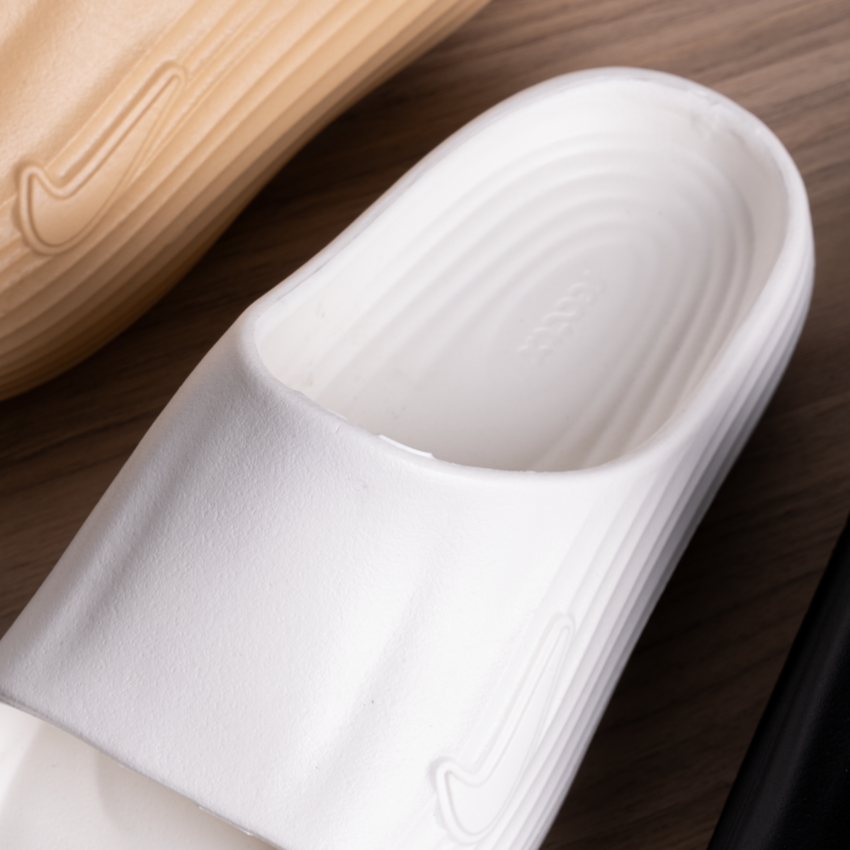 NK React X Slipper Small