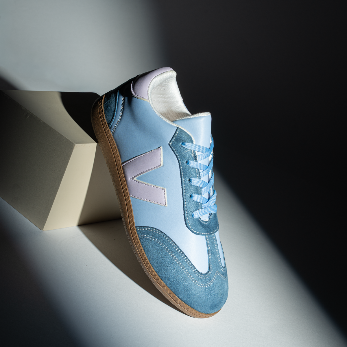Veja2 Premium Casual Sneakers