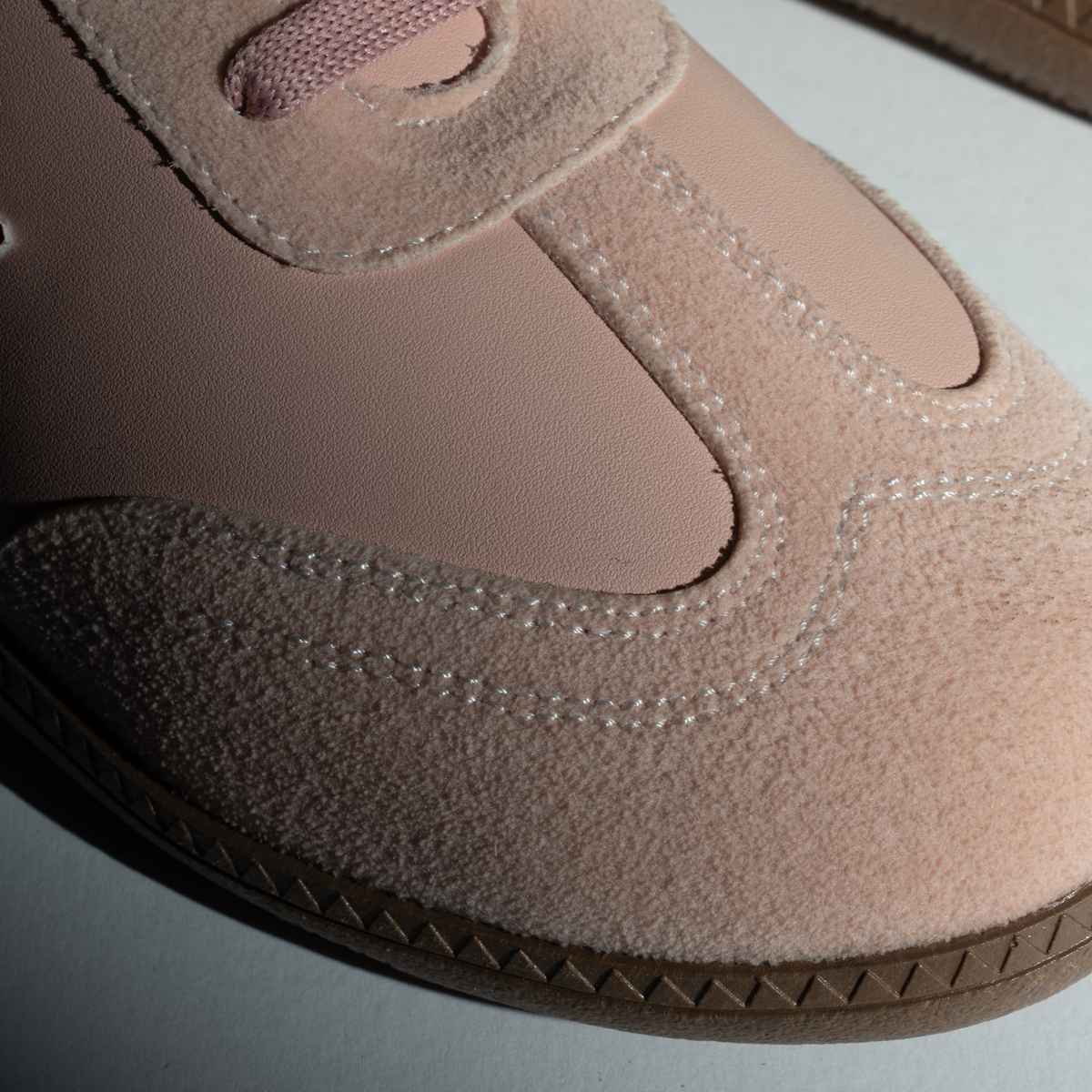 Veja2 Premium Casual Sneakers