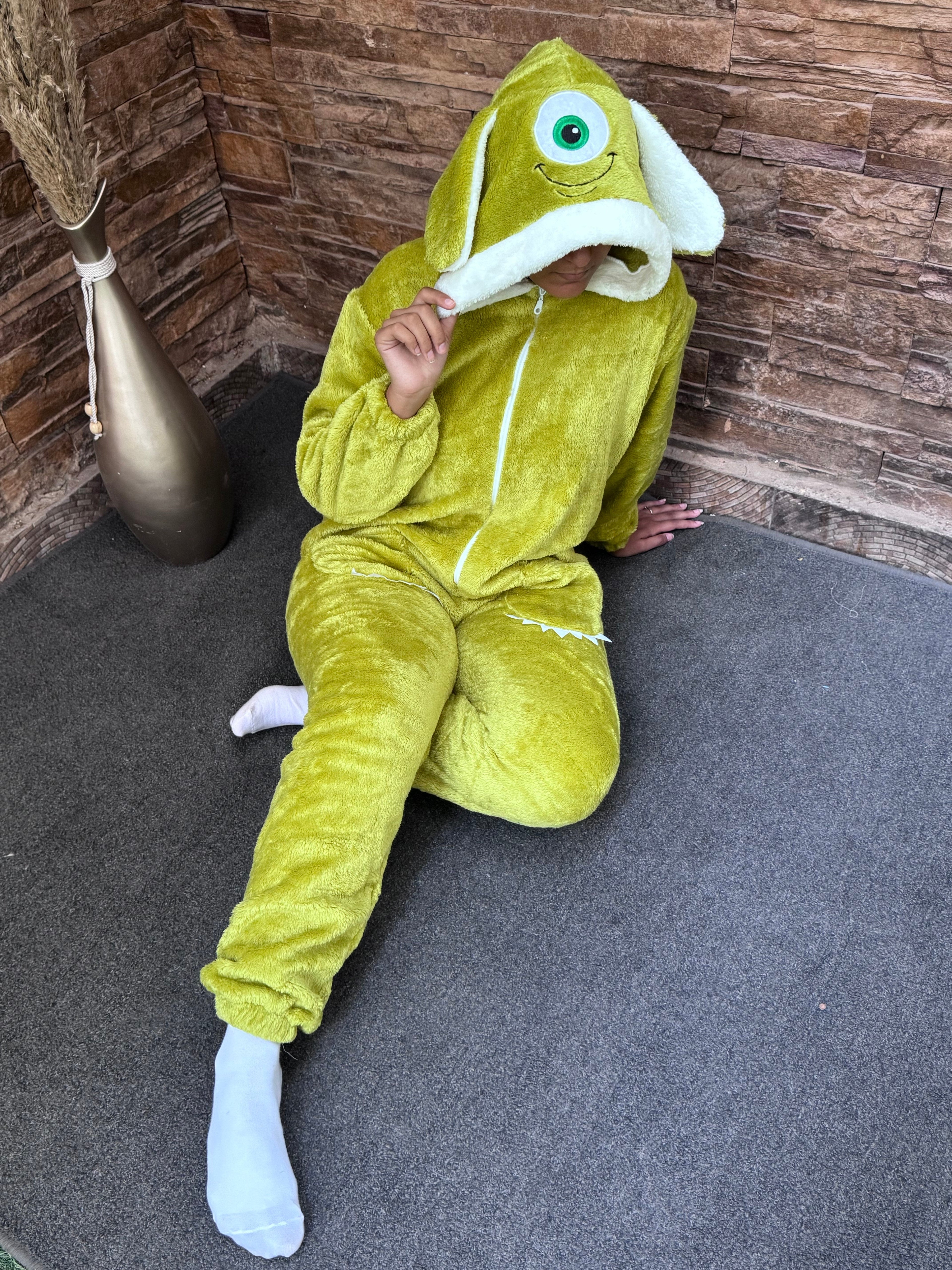 Unisex Monsters Korty